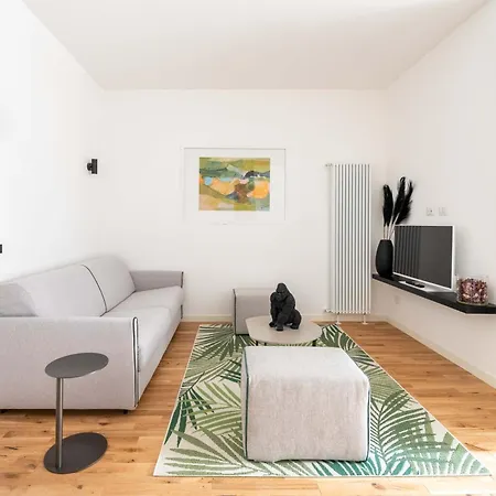 Domus 50 Rome