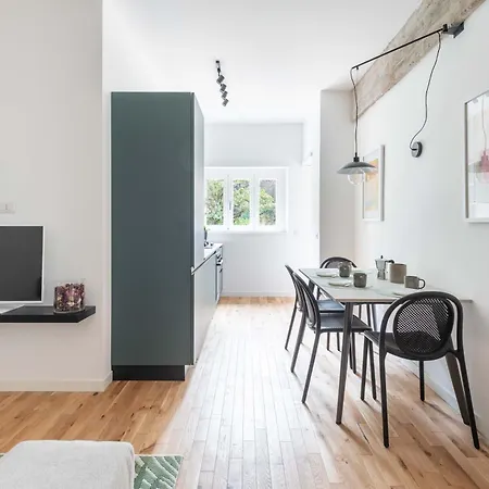 Domus 50 Apartment